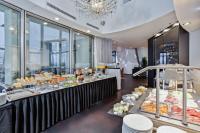 Noc v Ginger suite s výhledem na Pražský hrad