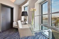 Noc v Ginger suite s výhledem na Pražský hrad