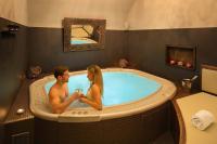 Noc na zámku a degustační večeře (2 osoby)