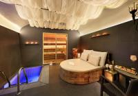 Noc na zámku a degustační večeře (2 osoby)