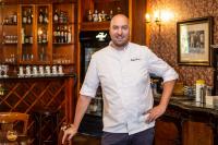 Noc na zámku a degustační večeře (2 osoby)